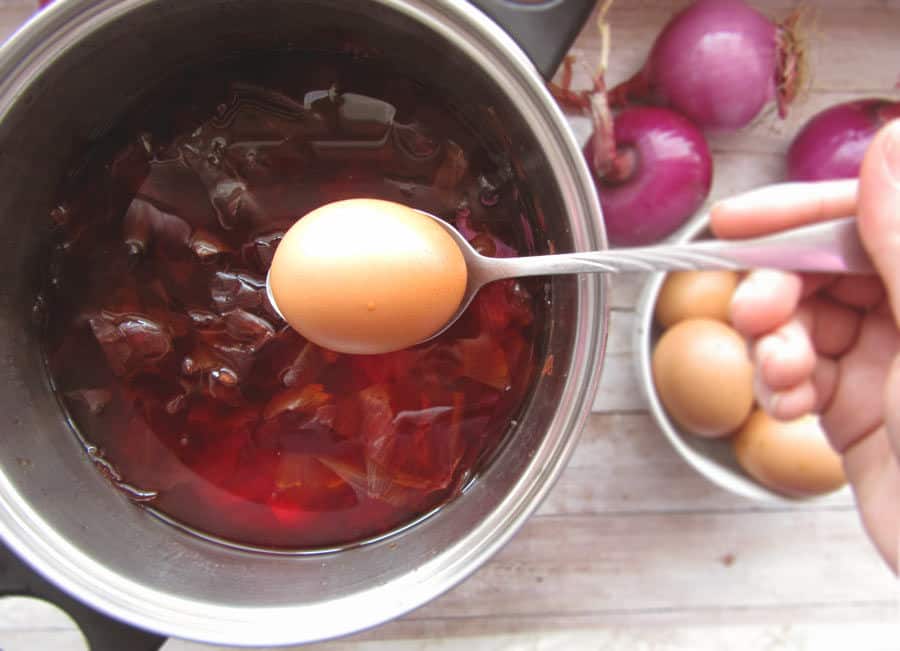 How To Dye Eggs With Onion Skins