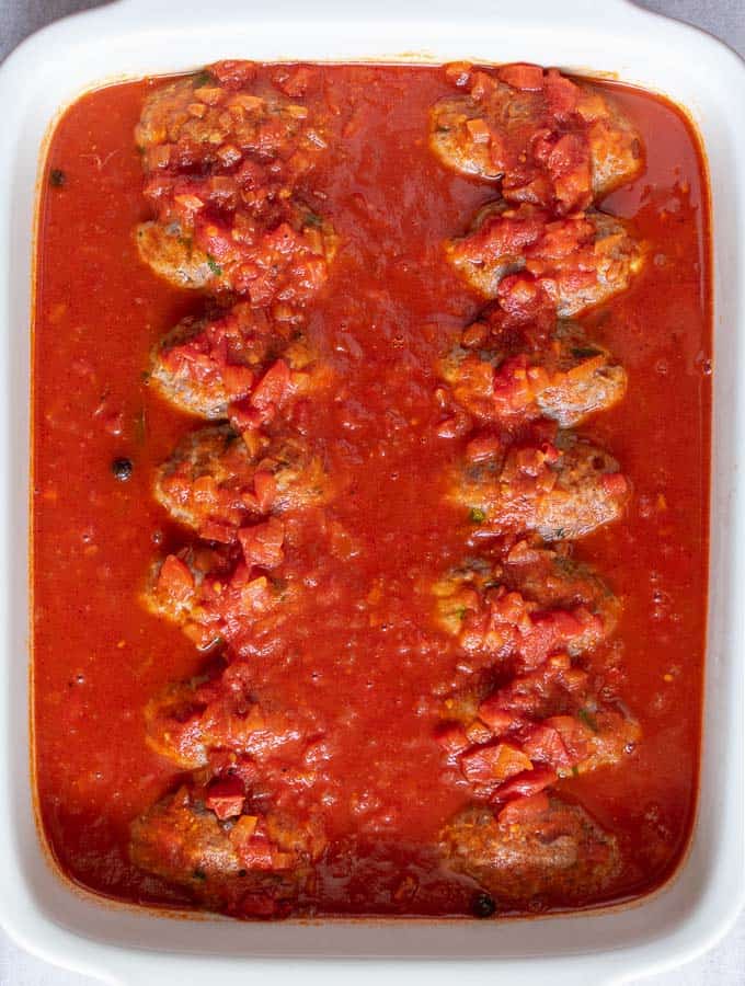 How To Make Meatballs In Tomato Sauce