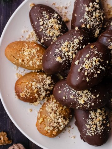 Chocolate-Covered-Melomakarona-Cookies-Recipe-Greek